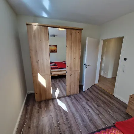 Nahe Meyer Werft In Ostfriesland Mit Kueche & Netflix * Westoverledingen